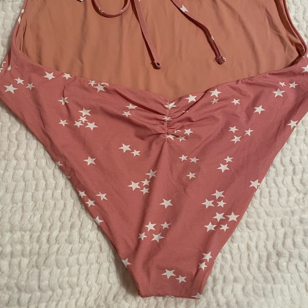 WET Swimwear | Aria One Piece Swimsuit in Rose Stars | Women’s Swimsuit | NWT - Picture 9 of 16